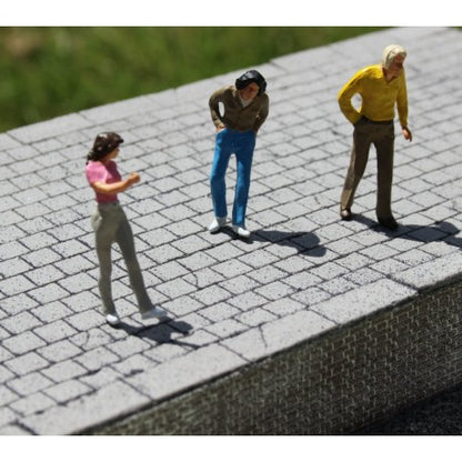 (Spur0) Bahnsteig Betonplatten