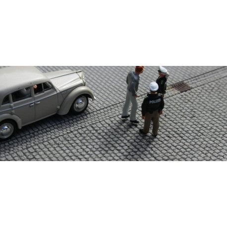 (Spur0) 2 x Rinnsteine mit 4 Pflasterreihen