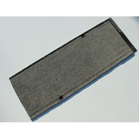 (Spur0) Pflasterstrasse mit Rinnsteinen