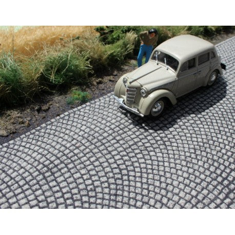 (Spur0) Pflasterstraße, römisch - alte Ausführung