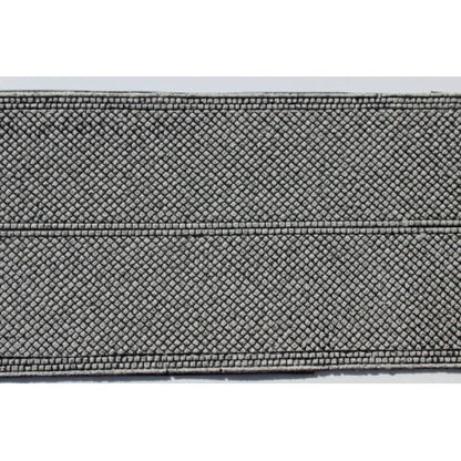 Pflasterstraße polygonal mit Mittentrennung