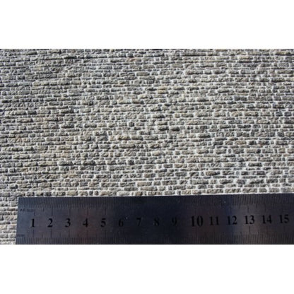 Schichtmauerwerk regelmäßig, verfugt