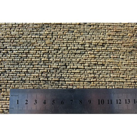 Schichtmauerwerk regelmäßig